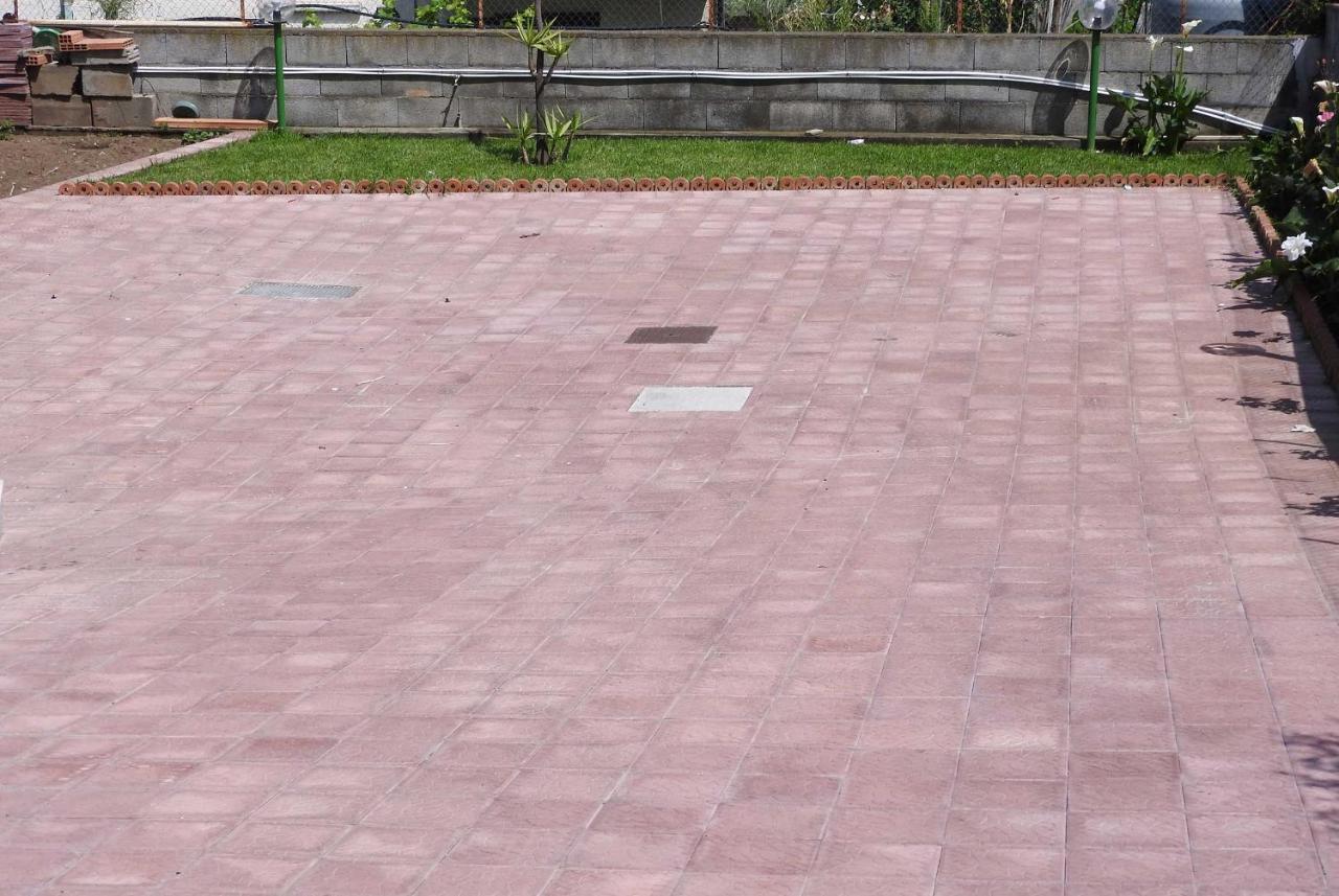 Mansarda Sul Mare Dei Ciclopi Apartamento Aci Trezza Exterior foto
