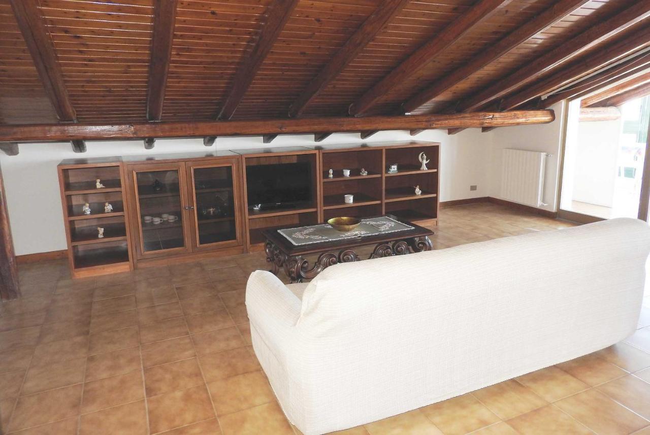 Mansarda Sul Mare Dei Ciclopi Apartamento Aci Trezza Exterior foto